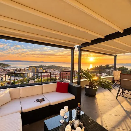 Penthouse Sunset 아파트 *
