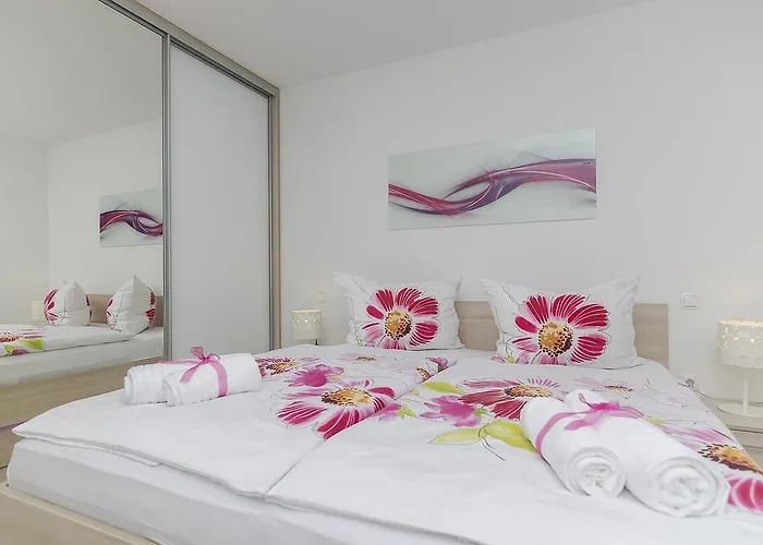 Penthouse Sunset * מאקרסקה